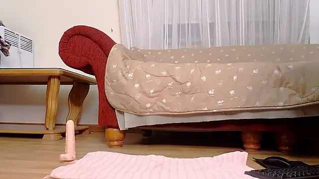 Snapshot of pussygold88 chatting on 7, 2, 2026 pussygold88 online show from 7, 2, 2026