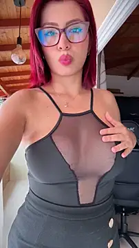 Snapshot of LINDA_PATTY94 chatting on 14, 5, 2026 LINDA PATTY94 online show from 14, 5, 2026