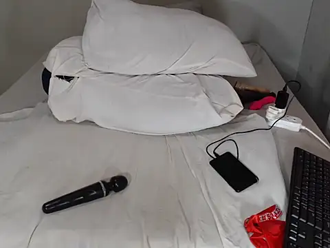 Snapshot of xxfantasy122 chatting on 6, 12, 2024 xxfantasy122 online show from 6, 12, 2024