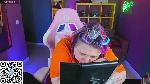 Yoki Shizuko online show from 8, 3, 2025