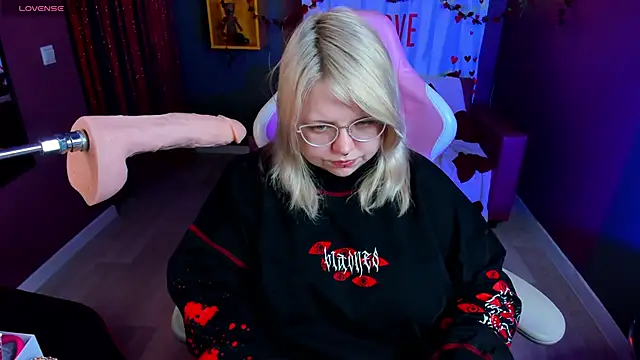 Yoki Shizuko online show from 12, 2, 2026