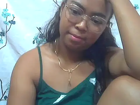 milkboobsgirl online show from 12, 3, 2025