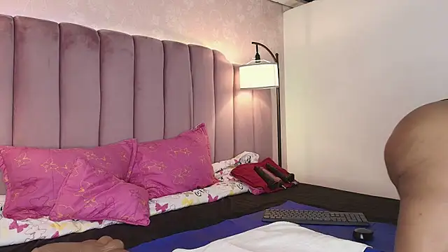 HallyBans online show from 18, 4, 2026