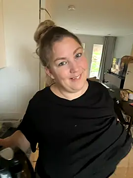 Anna Alexa online show from 6, 11, 2025