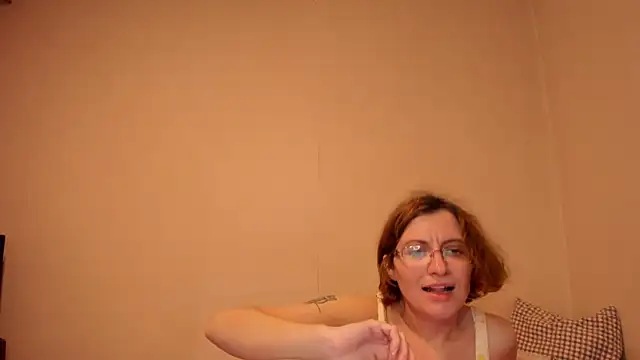 Snapshot of MarilynDream chatting on 14, 6, 2026 MarilynDream online show from 14, 6, 2026