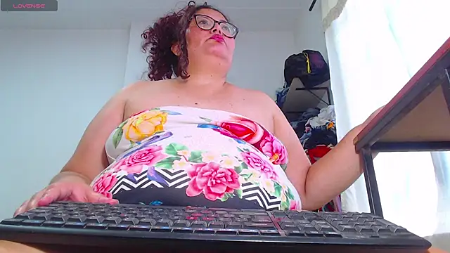 ashelymalefica online show from 21, 7, 2026