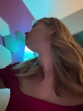 AnastasiaAniess online show from 5, 10, 2025