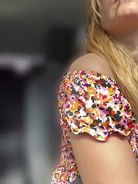 AnastasiaAniess online show from 20, 4, 2026