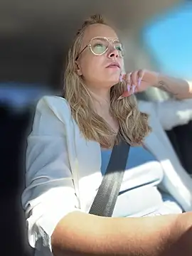 AnastasiaAniess online show from 23, 4, 2026