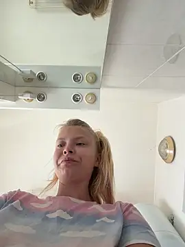 Snapshot of AnastasiaAniess chatting on 10, 6, 2026 AnastasiaAniess online show from 10, 6, 2026