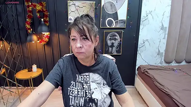 Snapshot of LindaPassionate chatting on 10, 1, 2025 LindaPassionate online show from 10, 1, 2025