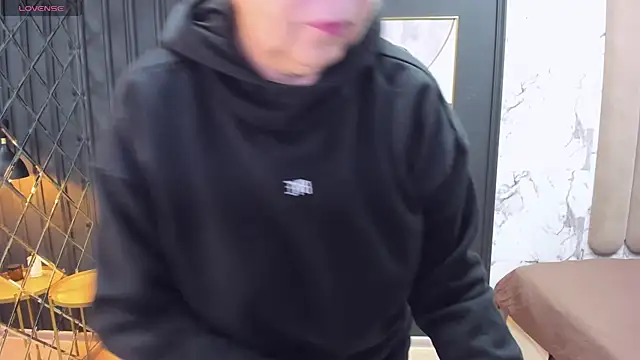 Snapshot of LindaPassionate chatting on 21, 2, 2025 LindaPassionate online show from 21, 2, 2025