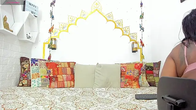 LadyNahir online show from 7, 2, 2026