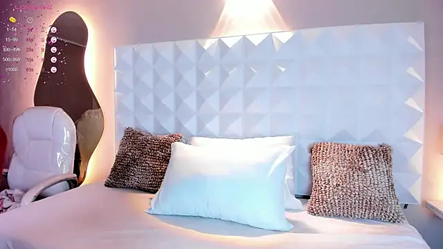 myax evans online show from 13, 1, 2025