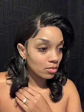 Rakiyahcharms online show from 3, 10, 2025