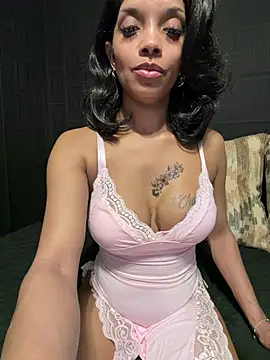 Rakiyahcharms online show from 6, 6, 2026