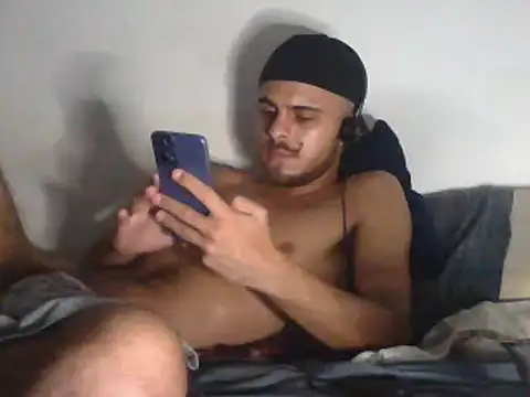 Snapshot of LoudLikeness chatting on 21, 2, 2025 LoudLikeness online show from 21, 2, 2025