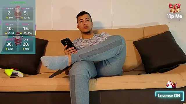 CRAZYBOYLOVE online show from 20, 12, 2025