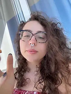 ladyturtle online show from 12, 6, 2026