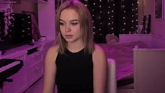 MaryDreaminess online show from 15, 12, 2024