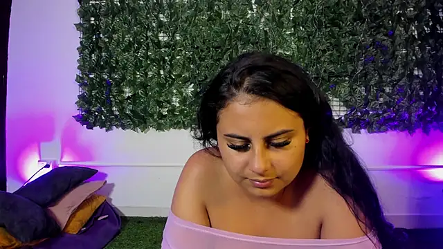 AbbyTaylorr online show from 25, 4, 2026