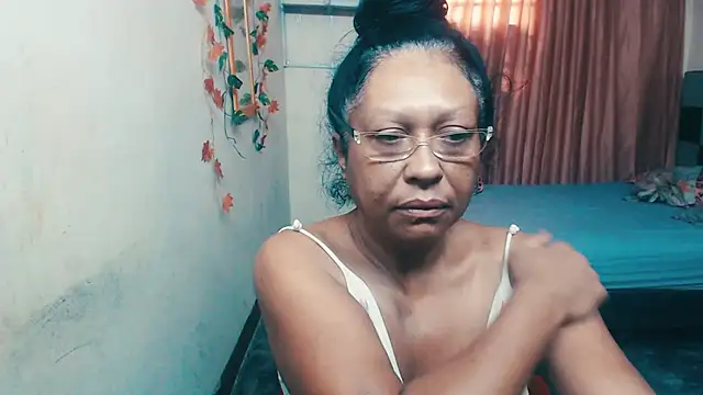 Snapshot of CindyClimax chatting on 20, 9, 2025 CindyClimax online show from 20, 9, 2025