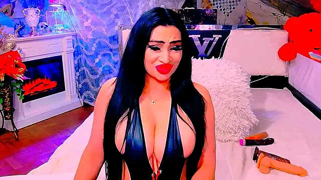 AmyraSunris online show from 13, 7, 2026