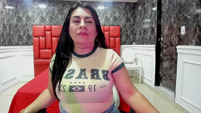 Imyourdirtymilf online show from 3, 10, 2025