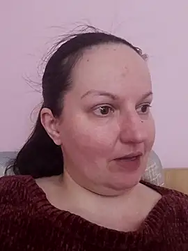 BustyLadyAlma online show from 26, 4, 2026