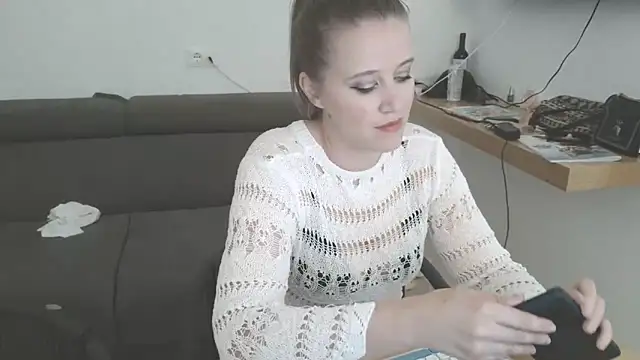 Neonstar online show from 16, 4, 2026