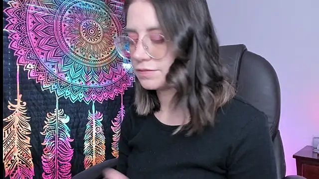 Snapshot of HazelKush chatting on 16, 12, 2024 HazelKush online show from 16, 12, 2024