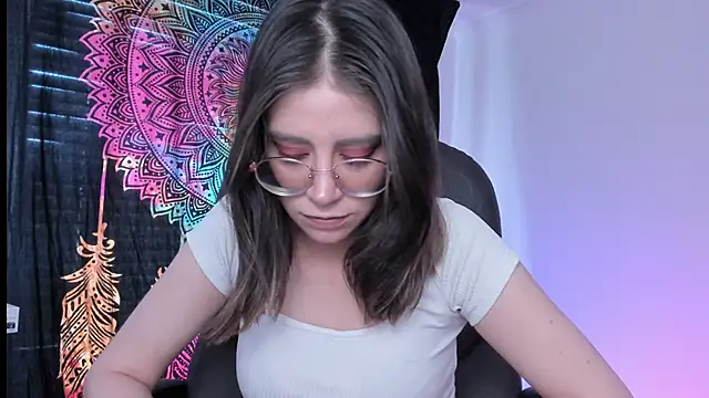 Snapshot of HazelKush chatting on 10, 1, 2025 HazelKush online show from 10, 1, 2025