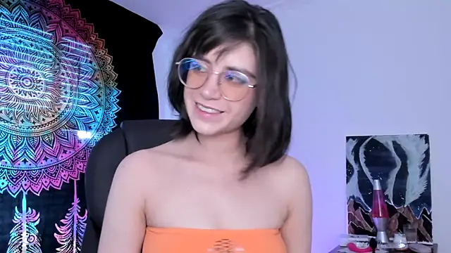 Snapshot of HazelKush chatting on 19, 2, 2025 HazelKush online show from 19, 2, 2025