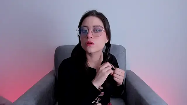 Snapshot of HazelKush chatting on 15, 12, 2025 HazelKush online show from 15, 12, 2025