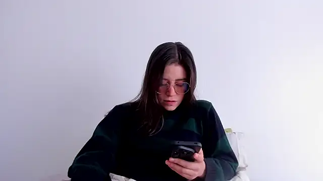 Snapshot of HazelKush chatting on 20, 12, 2025 HazelKush online show from 20, 12, 2025