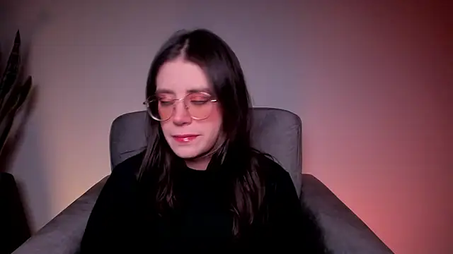 Snapshot of HazelKush chatting on 5, 1, 2026 HazelKush online show from 5, 1, 2026