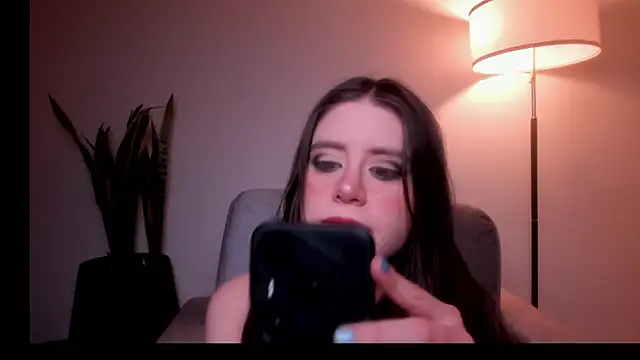 HazelKush online show from 20, 5, 2026