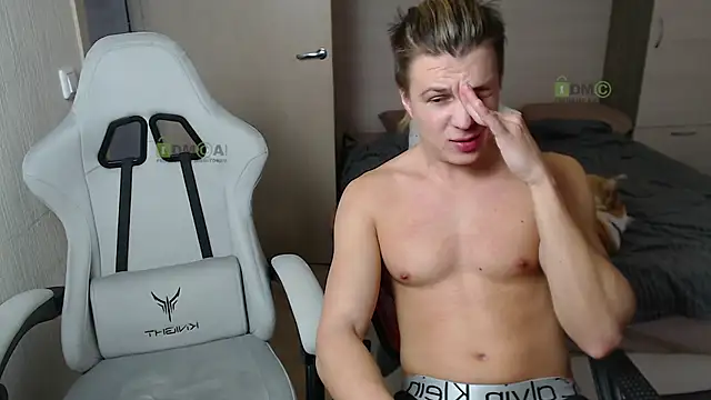 Sunny-Girl1 online show from 2, 3, 2025