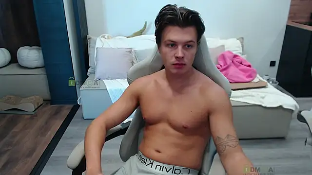 Sunny-Girl1 online show from 8, 10, 2025