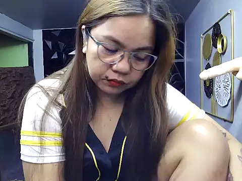 ambersmile online show from 1, 3, 2025