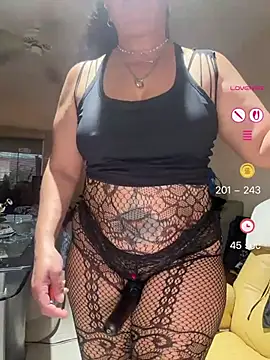 Snapshot of PichyPrettyPussy chatting on 1, 6, 2026 PichyPrettyPussy online show from 1, 6, 2026