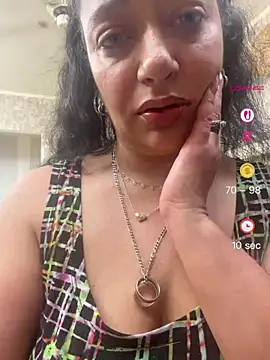 Snapshot of PichyPrettyPussy chatting on 4, 7, 2026 PichyPrettyPussy online show from 4, 7, 2026