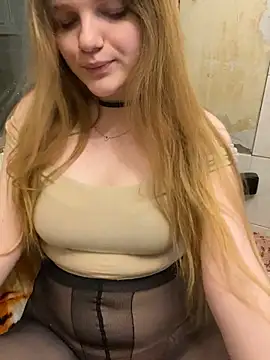 Snapshot of -MimmiLissa- chatting on 28, 11, 2025 -MimmiLissa- online show from 28, 11, 2025