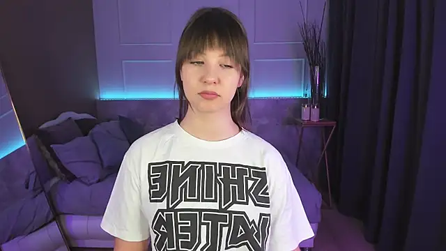 ElizaMild online show from 23, 2, 2025