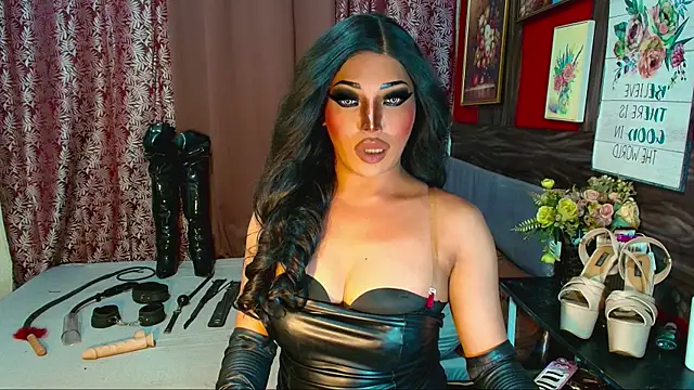 trixxielicious online show from 28, 7, 2026