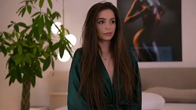 Snapshot of DoviaClaire chatting on 30, 9, 2025 DoviaClaire online show from 30, 9, 2025