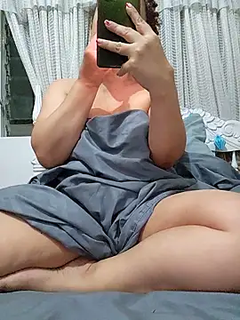 Snapshot of BadMicaela1 chatting on 17, 9, 2025 BadMicaela1 online show from 17, 9, 2025