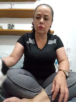 Snapshot of BadMicaela1 chatting on 25, 11, 2025 BadMicaela1 online show from 25, 11, 2025