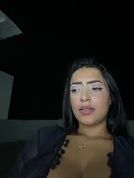 Shantal Lovee online show from 15, 1, 2025