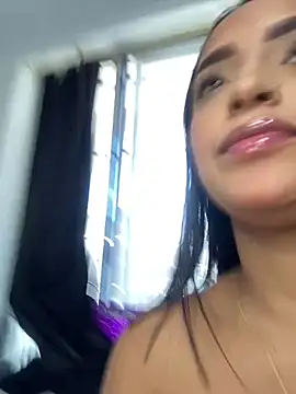 Shantal Lovee online show from 15, 1, 2025